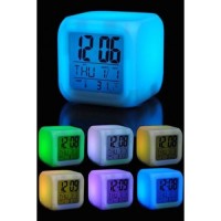 Renk Değiştiren Alarmlı Dijital Küp Saat